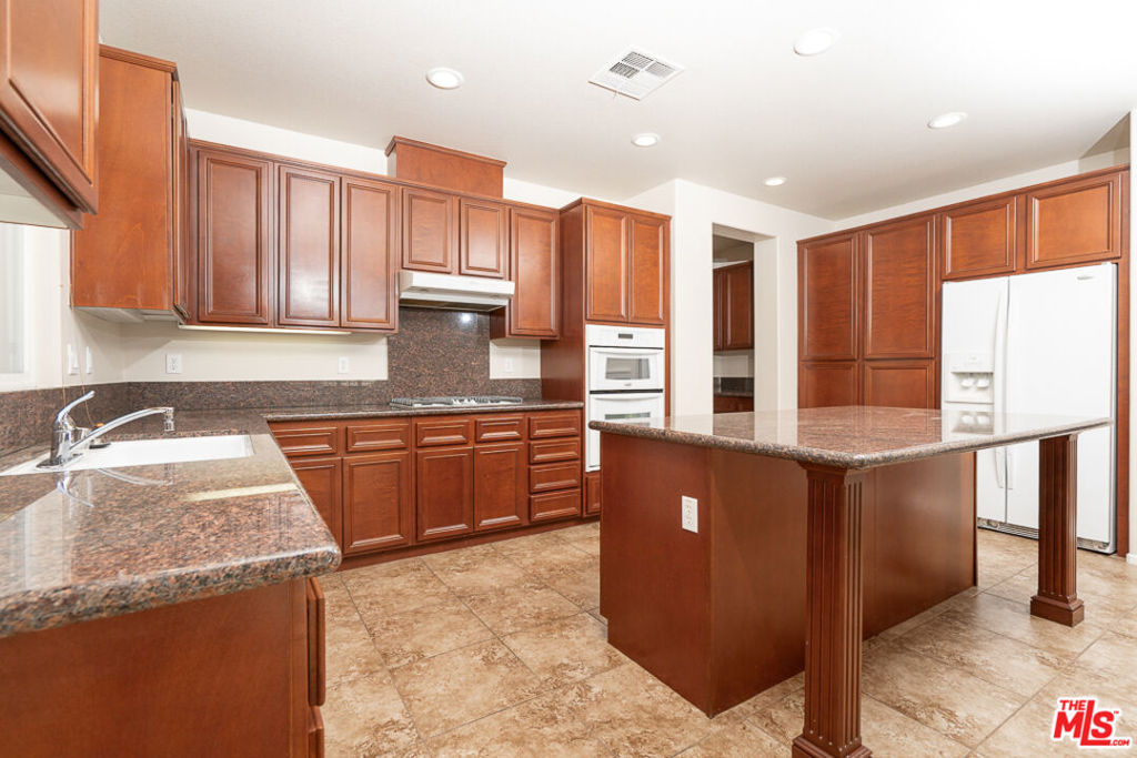 285 Bartram Trail