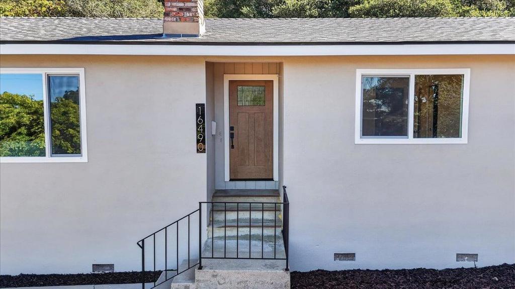 16490 Charles Schell Lane