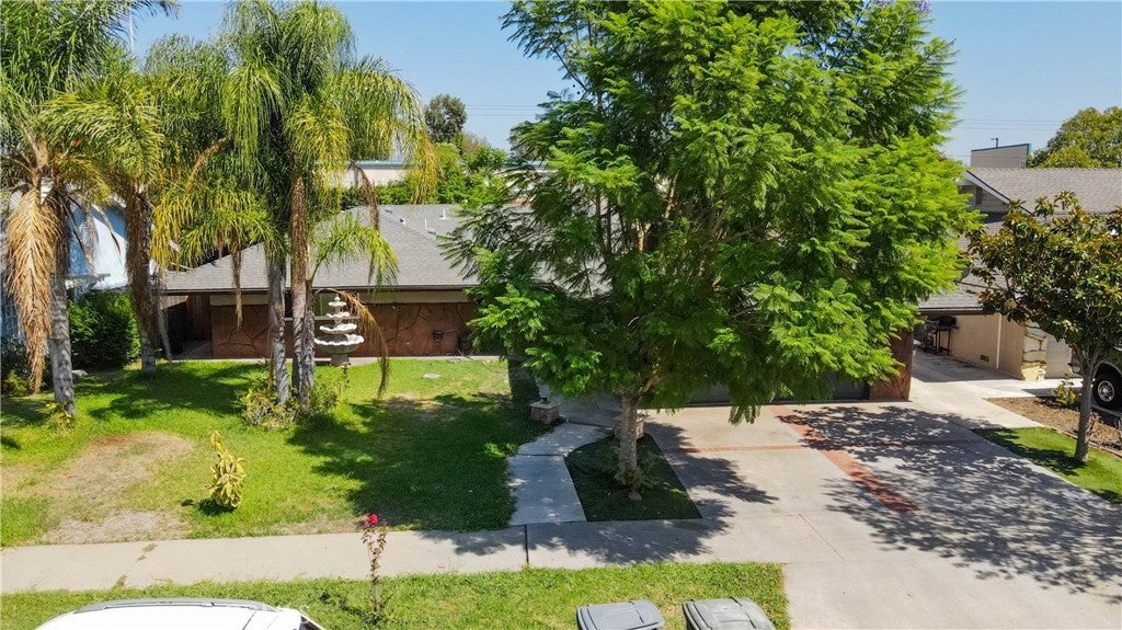 225 N Malena Drive