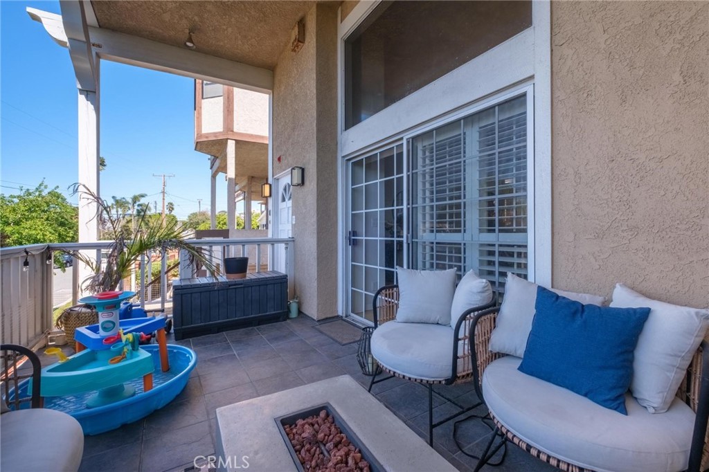 222 S Guadalupe Avenue 1