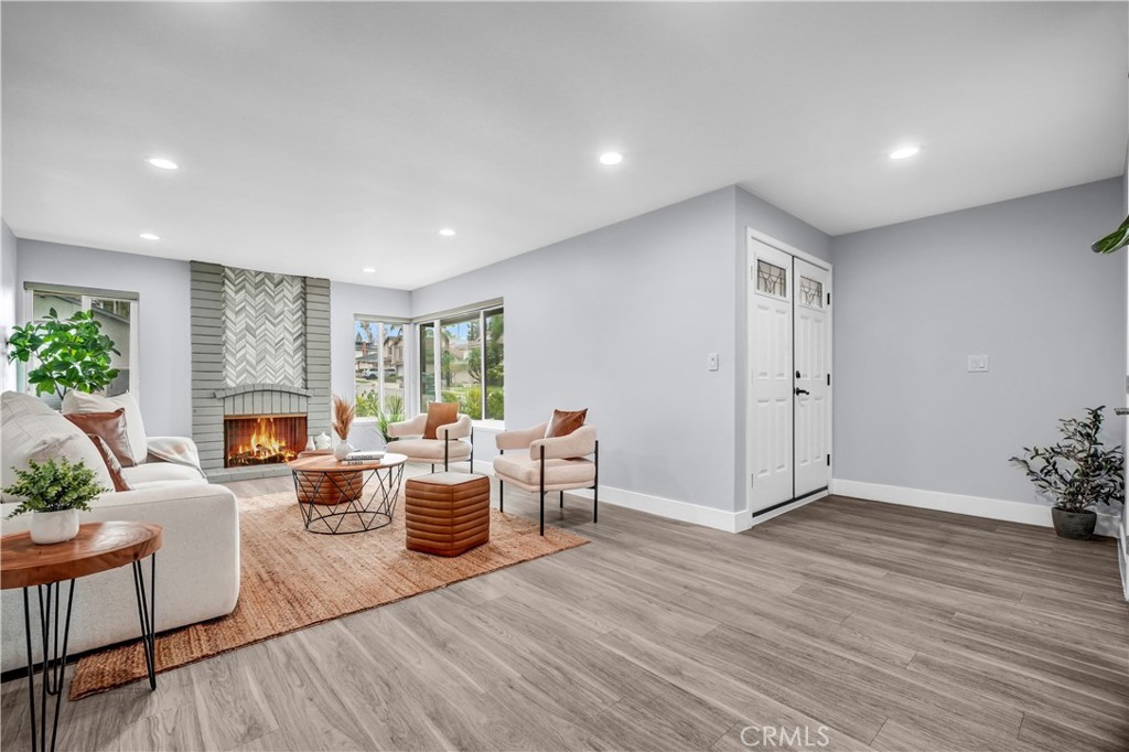 2730 Hartford