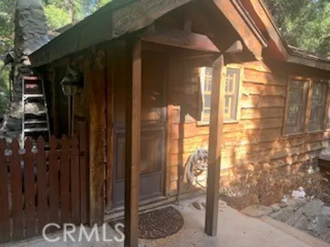 402 Burnt Mill Canyon Road, Cedarpines Park, CA 92322 - MLS#: CV26044710
