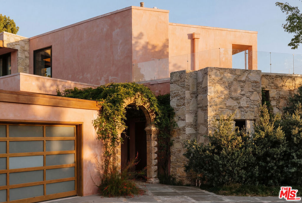 1111 Bel Air Place