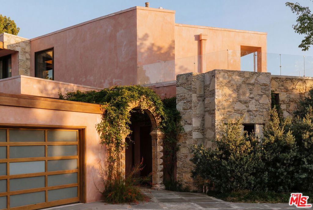 Photo of 1111 Bel Air Place, Los Angeles, CA 90077 (MLS # 26672907)