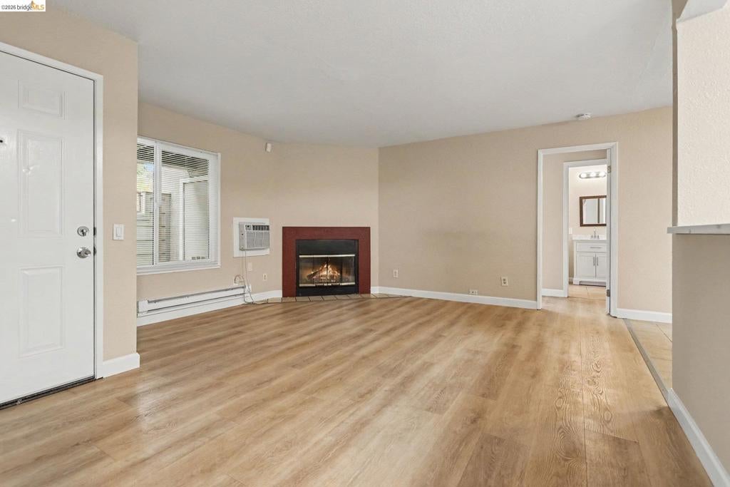 6 Lancaster Cir 114