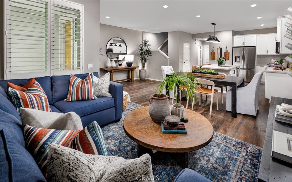 4110 S S. SUNFLOWER PASEO #200