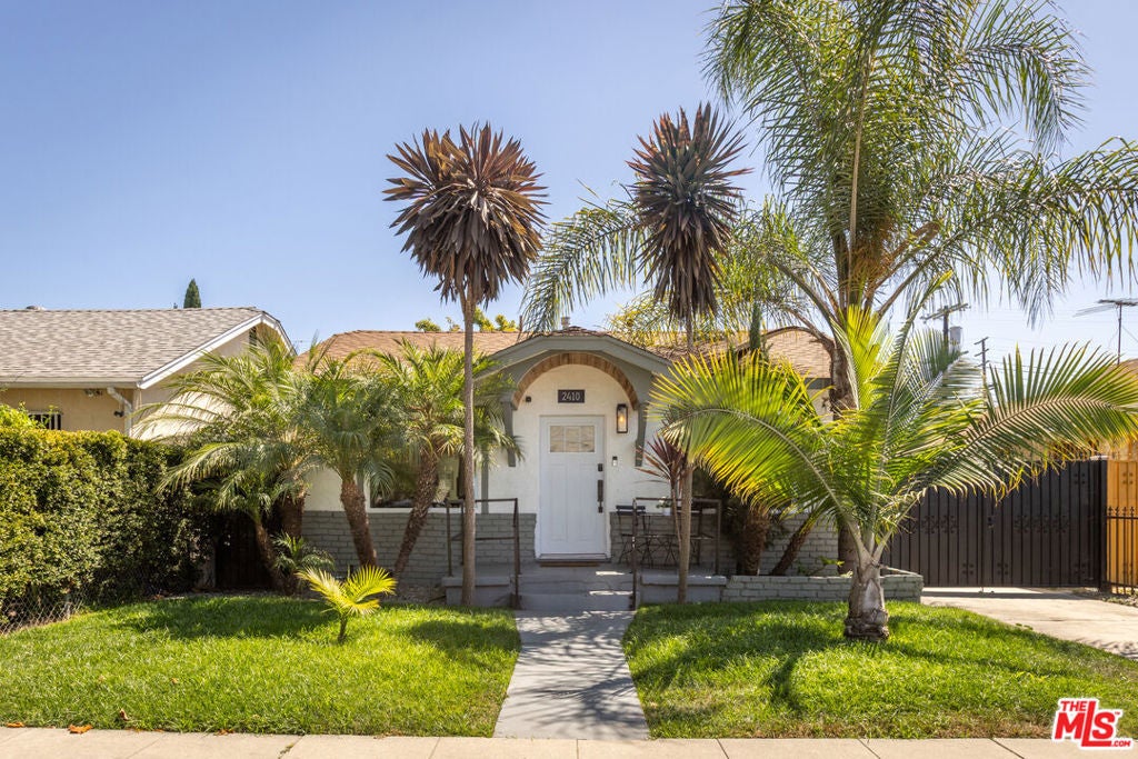 2410 Exposition Place