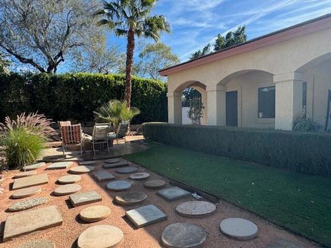 Photo of 77555 Delaware Place, Palm Desert, CA 92211 (MLS # 219137450DA)