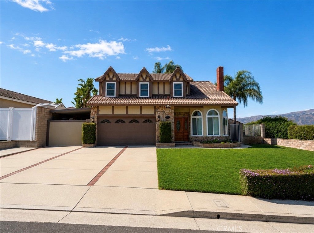 Photo of 8505 E Meadowridge ST, Anaheim Hills, CA 92808 (MLS # PW26166943)