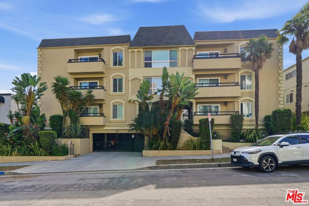 Photo of 11646 Chenault Street #19, Los Angeles, CA 90049 (MLS # 26660297)