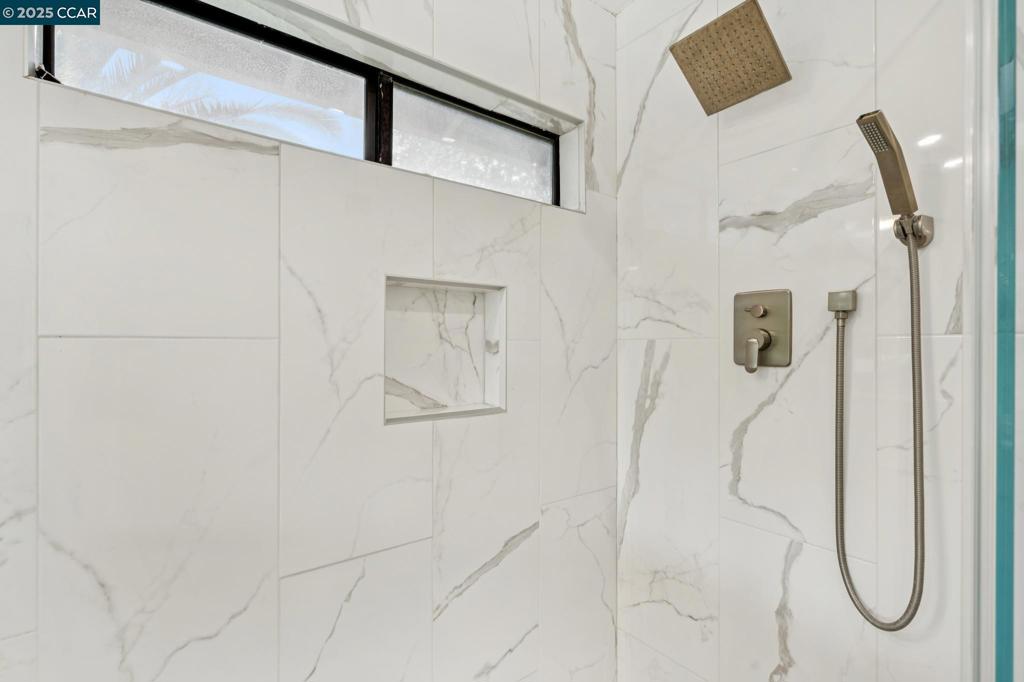 DIABLO SHADOWS - Residential