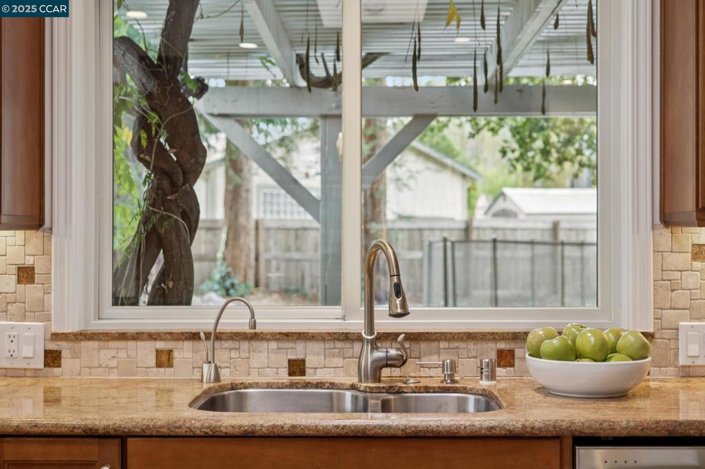 DIABLO SHADOWS - Residential