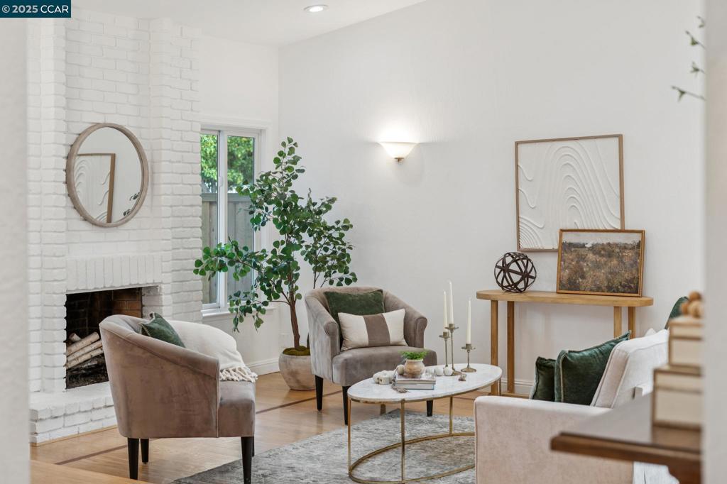 DIABLO SHADOWS - Residential