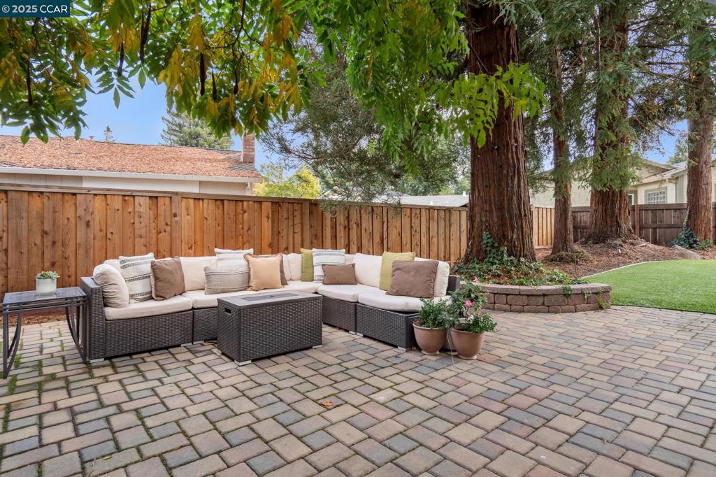 DIABLO SHADOWS - Residential