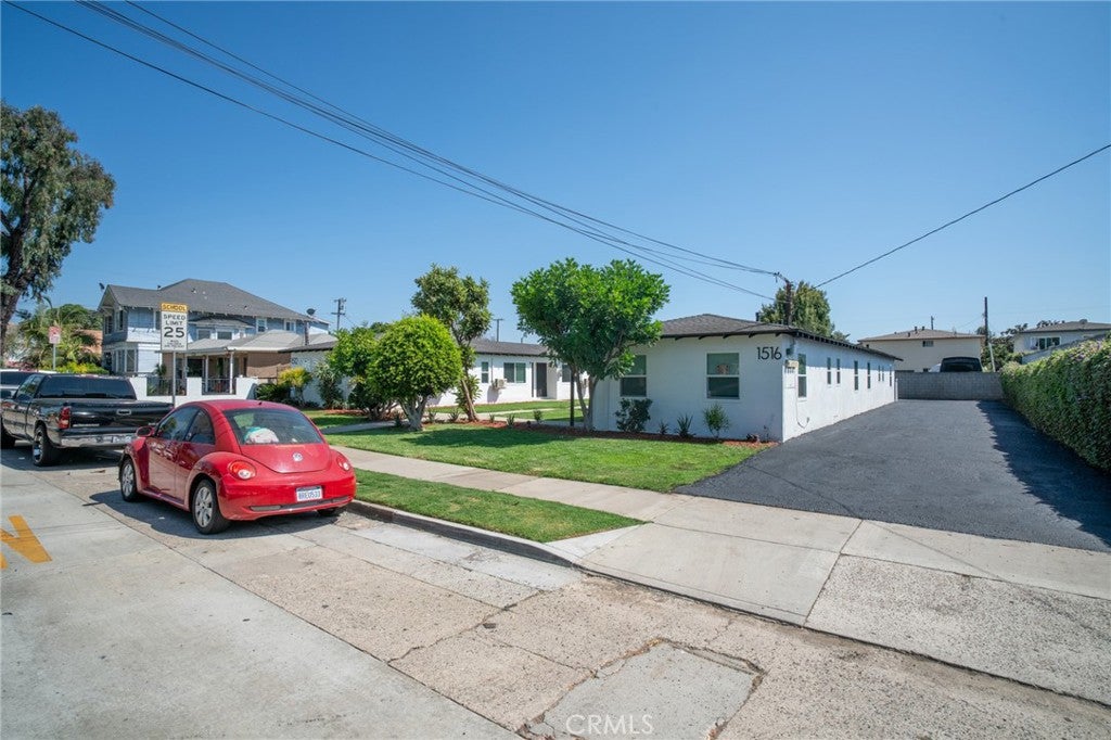 1516 W 5th