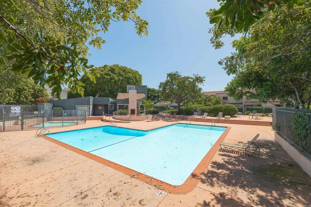 listing image 130725382267423473658