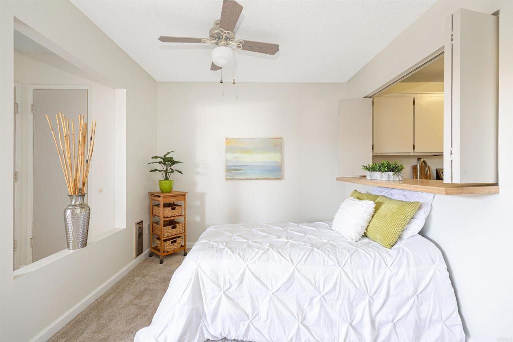 listing image 130728399804917909176