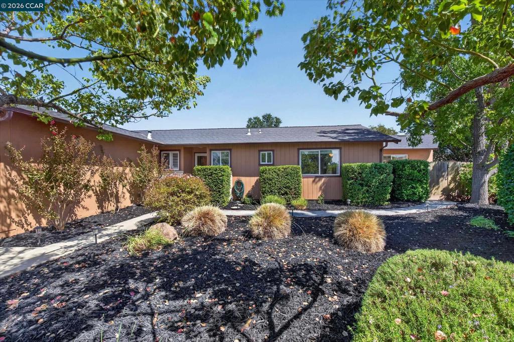 1812 Elkwood Dr