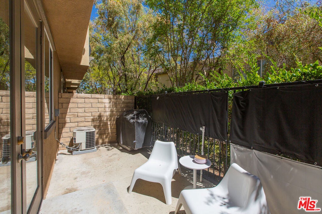 25554 Huxley Drive