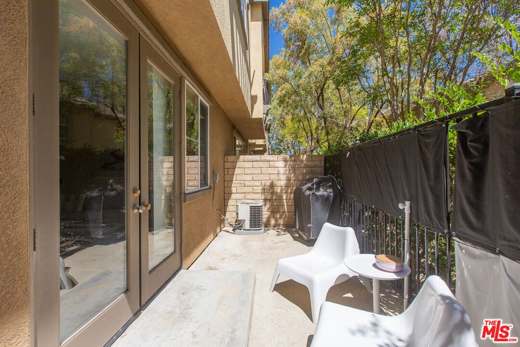 25554 Huxley Drive