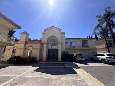 Photo of 17314 Lassen Ct. CT, Northridge, CA 91325 (MLS # TR26192115)