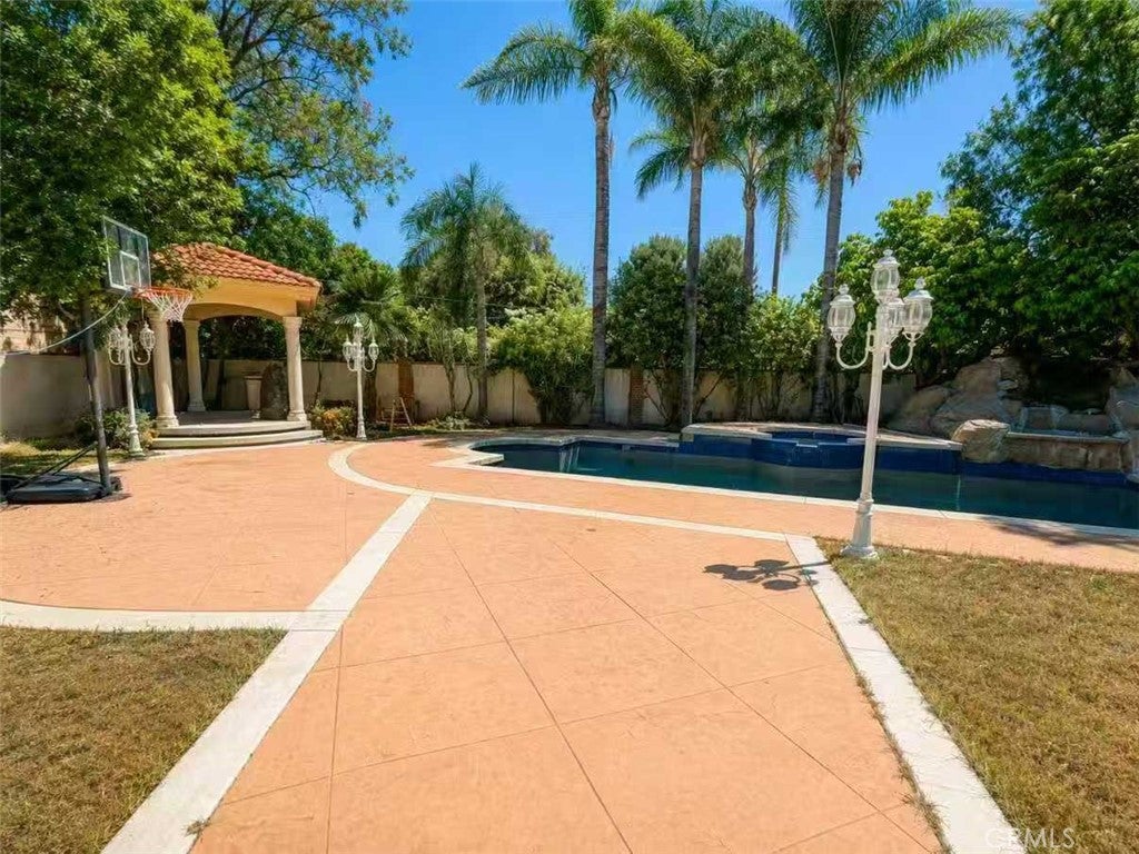 17314 Lassen Ct.