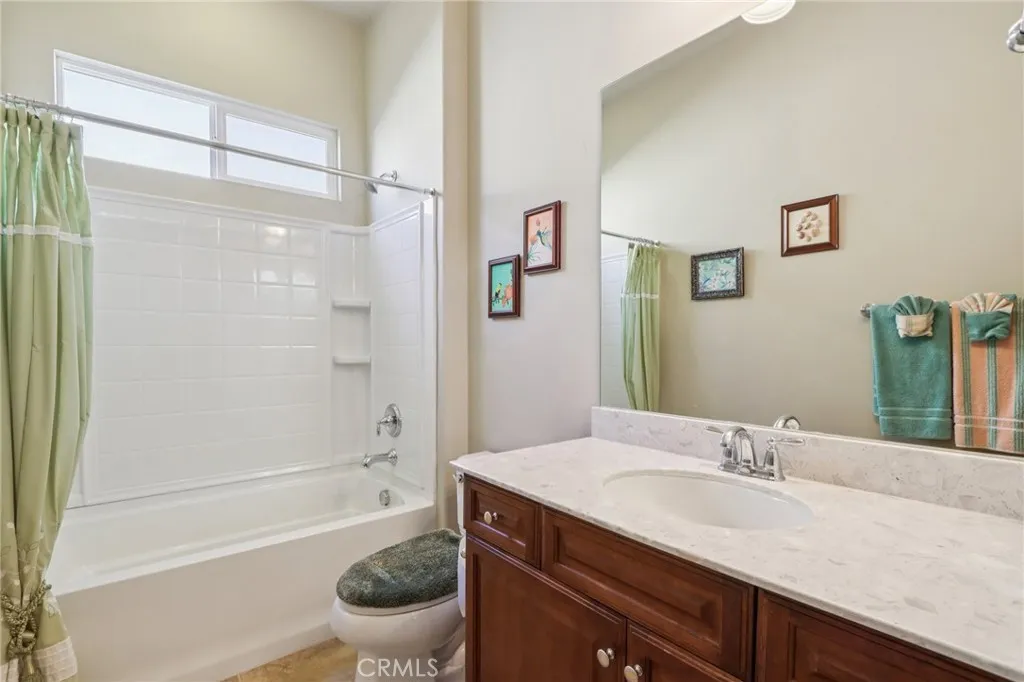 Hemet, California 92545, United States, 2 Bedrooms Bedrooms, ,2 BathroomsBathrooms,Residential,Active,208611