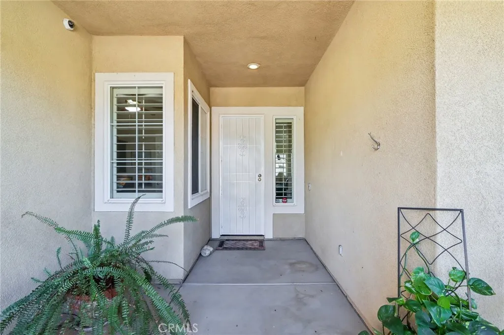 Hemet, California 92545, United States, 2 Bedrooms Bedrooms, ,2 BathroomsBathrooms,Residential,Active,208611