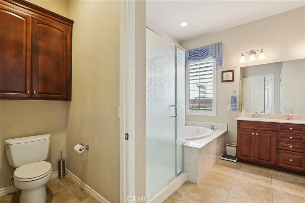 Hemet, California 92545, United States, 2 Bedrooms Bedrooms, ,2 BathroomsBathrooms,Residential,Active,208611