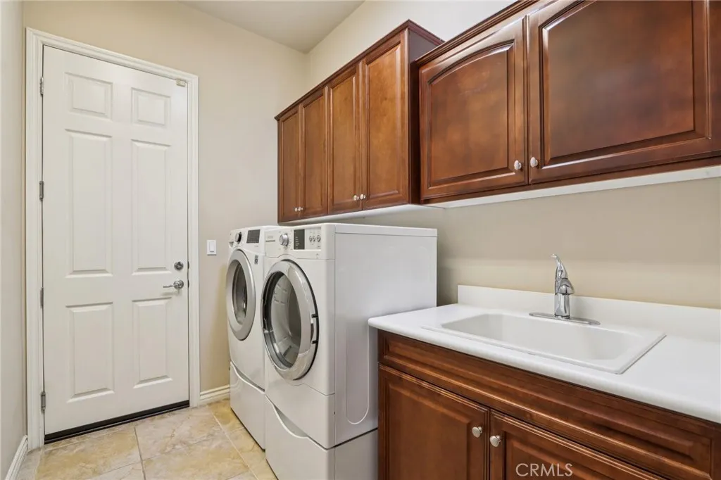 Hemet, California 92545, United States, 2 Bedrooms Bedrooms, ,2 BathroomsBathrooms,Residential,Active,208611