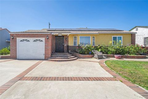 Photo of 14603 S Aprilia Ave, Compton, CA 90220 (MLS # SR26063846)
