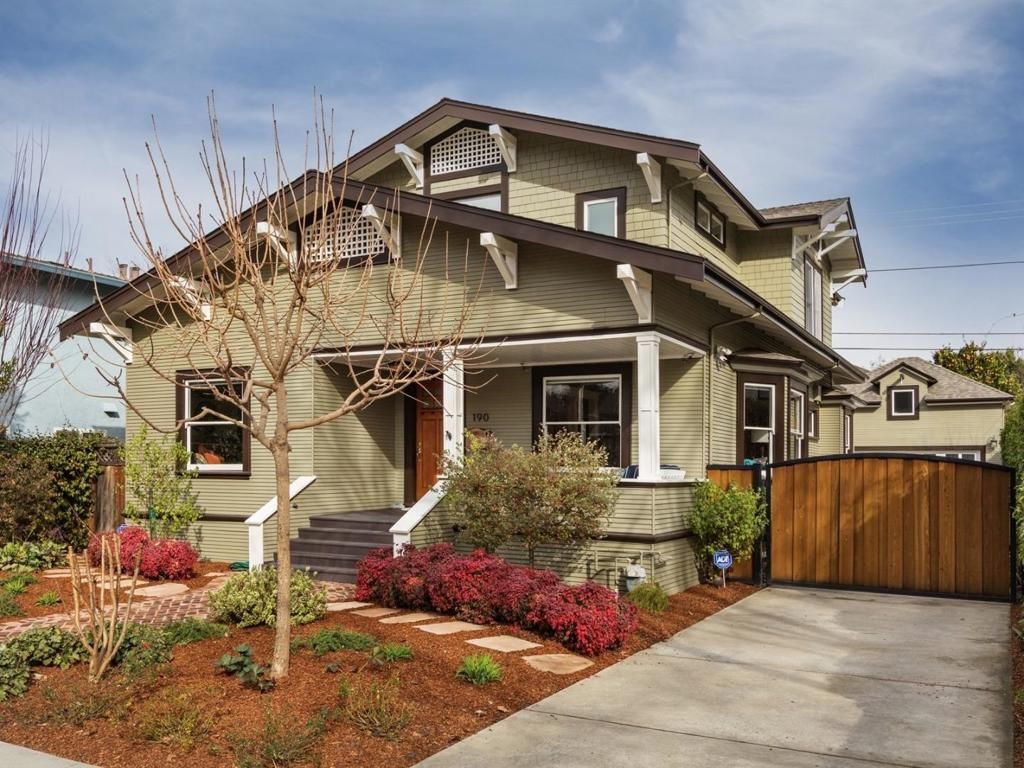 listing image 130729646314874859411