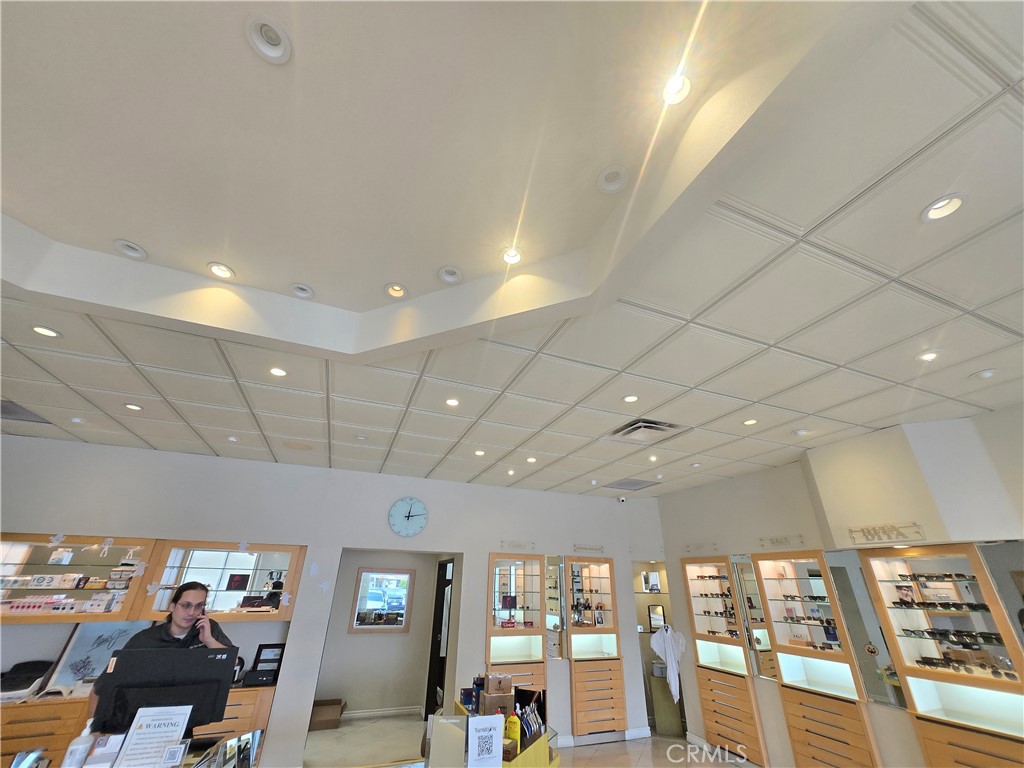 5300 beach Boulevard 114