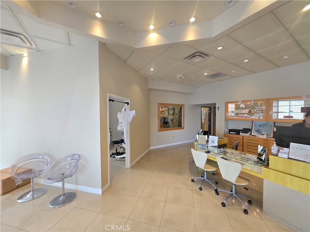 5300 beach Boulevard 114