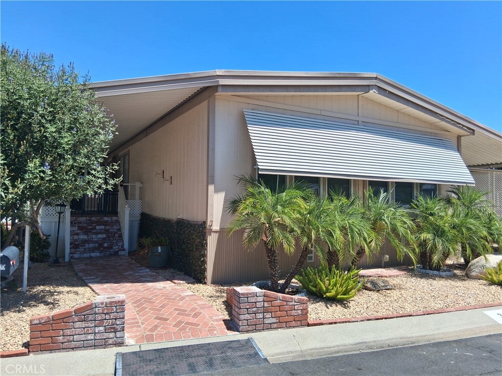 27601 Sun city Blvd