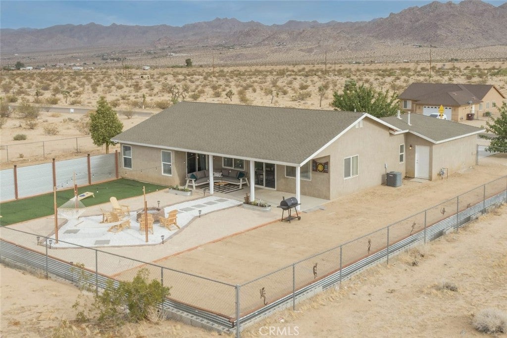 62382 Crestview Drive