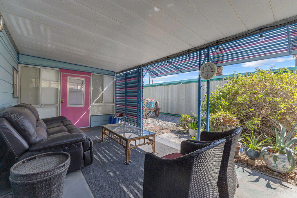 Safari Park - Manufactured In Park