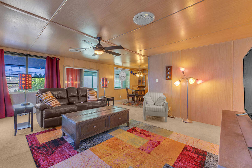 Safari Park - Manufactured In Park