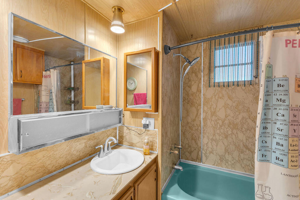 Safari Park - Manufactured In Park