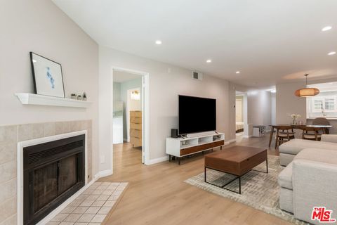 Photo of 11930 Avon Way #107, Los Angeles, CA 90066 (MLS # 26673711)