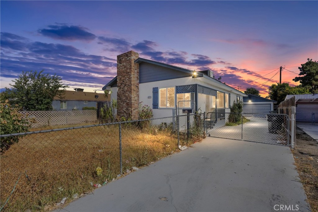 SHORT SALE, LISTING PRICE IS NOT GUARANTEED. Perfect Starter home with a brand new ADU. This home features 3 bedrooms 1 bathroom in the main house and 1 bedroom 1 bath with full kitchen in the ADU. Schedule your showings today as this home will go fast.