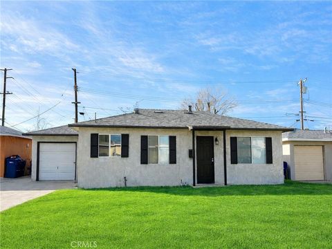 Photo of 44411 Kingtree Ave, Lancaster, CA 93534 (MLS # SR25278635)