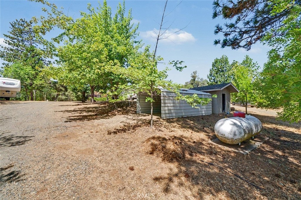 5627 Buckskin Road