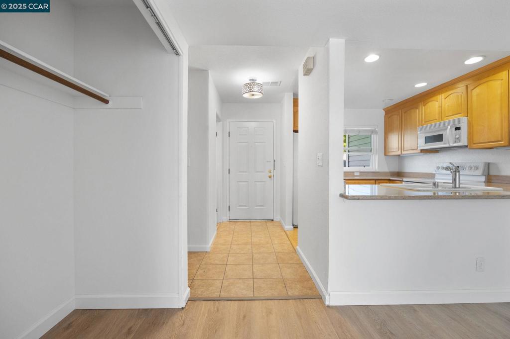 MUIRWOOD - Residential
