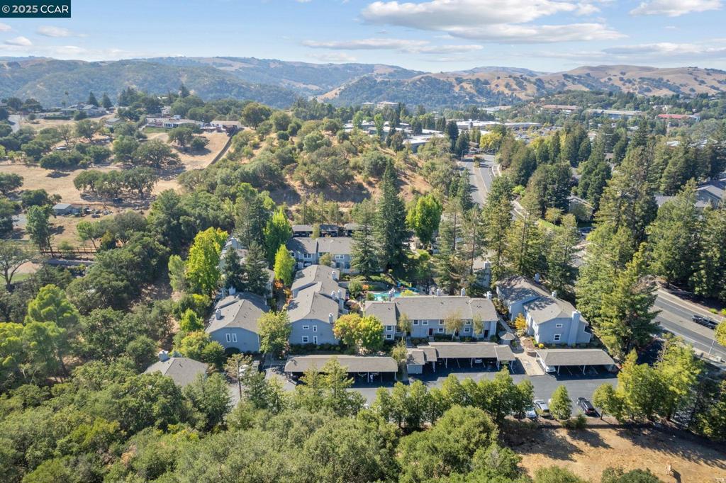 MUIRWOOD - Residential