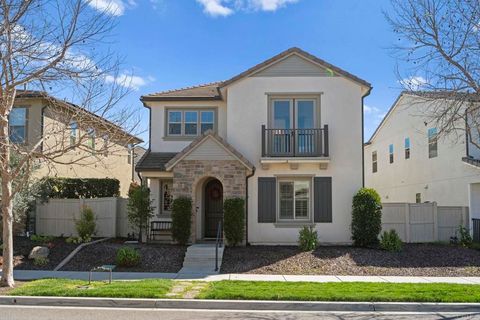 21557 Trail Ridge Drive Escondido CA 92029