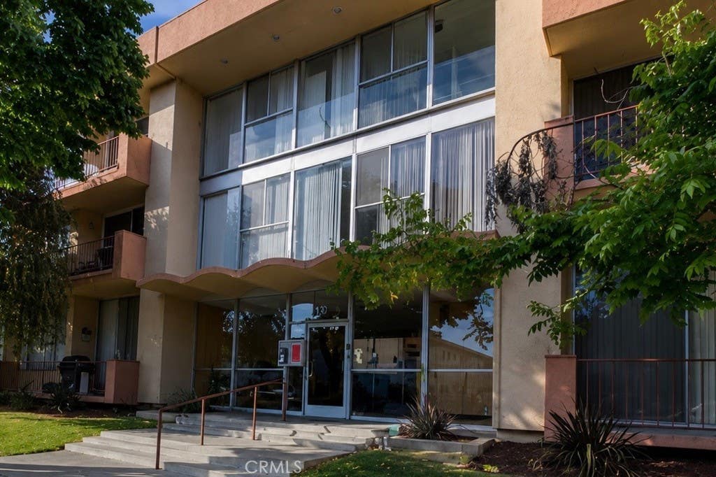 Photo of 855 Victor Avenue #217, Inglewood, CA 90302 (MLS # SB26156797)