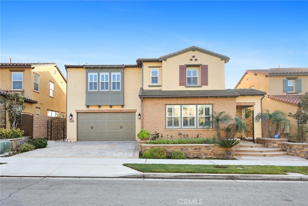2598 E Temblor Ranch Drive
