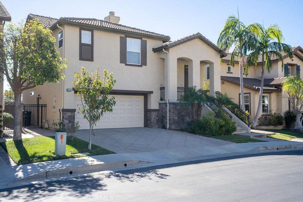 6884 E Horizon Drive