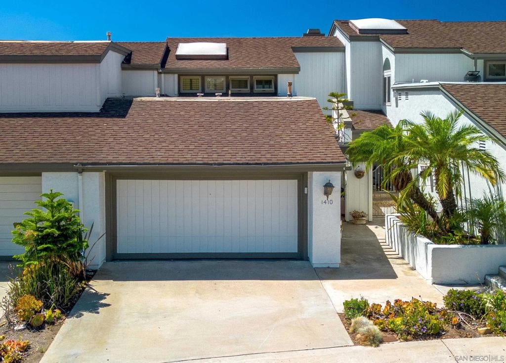 1410 Camino Lujan